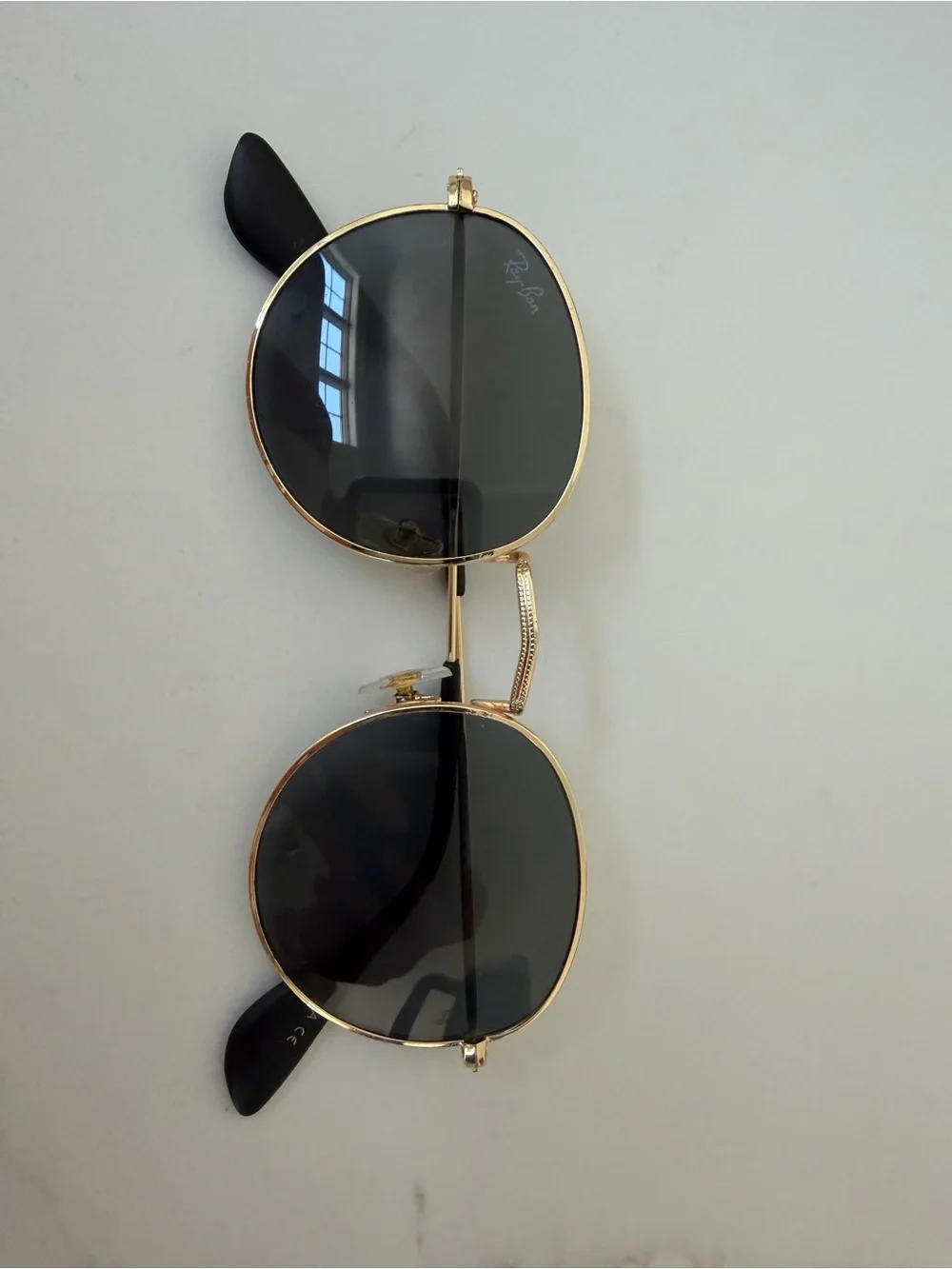 Ray Ban Round Metal Sunglasses - Picture 4 of 8